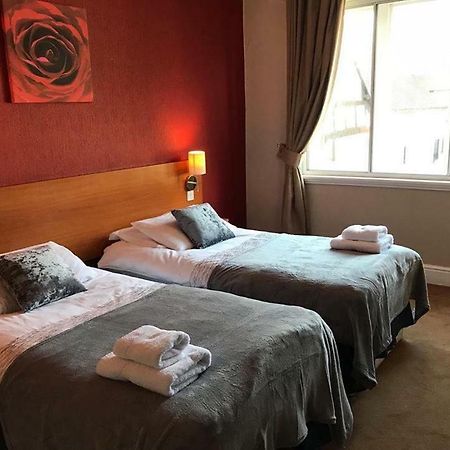 The Bear Inn Hodnet Buitenkant foto